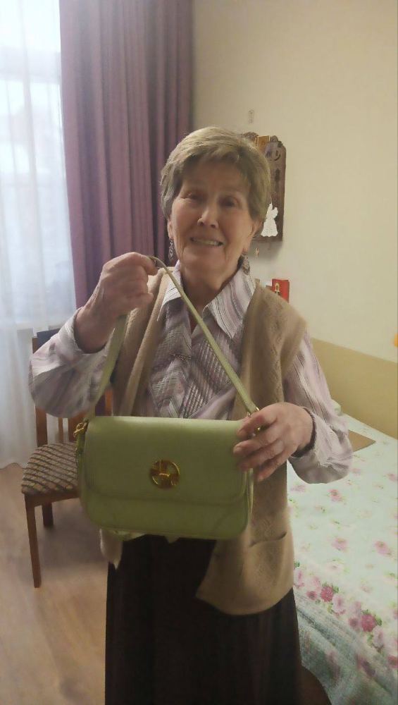 Фото из новости: Подарки с душой: поздравляем Клавдию Николаевну с 90-летием!