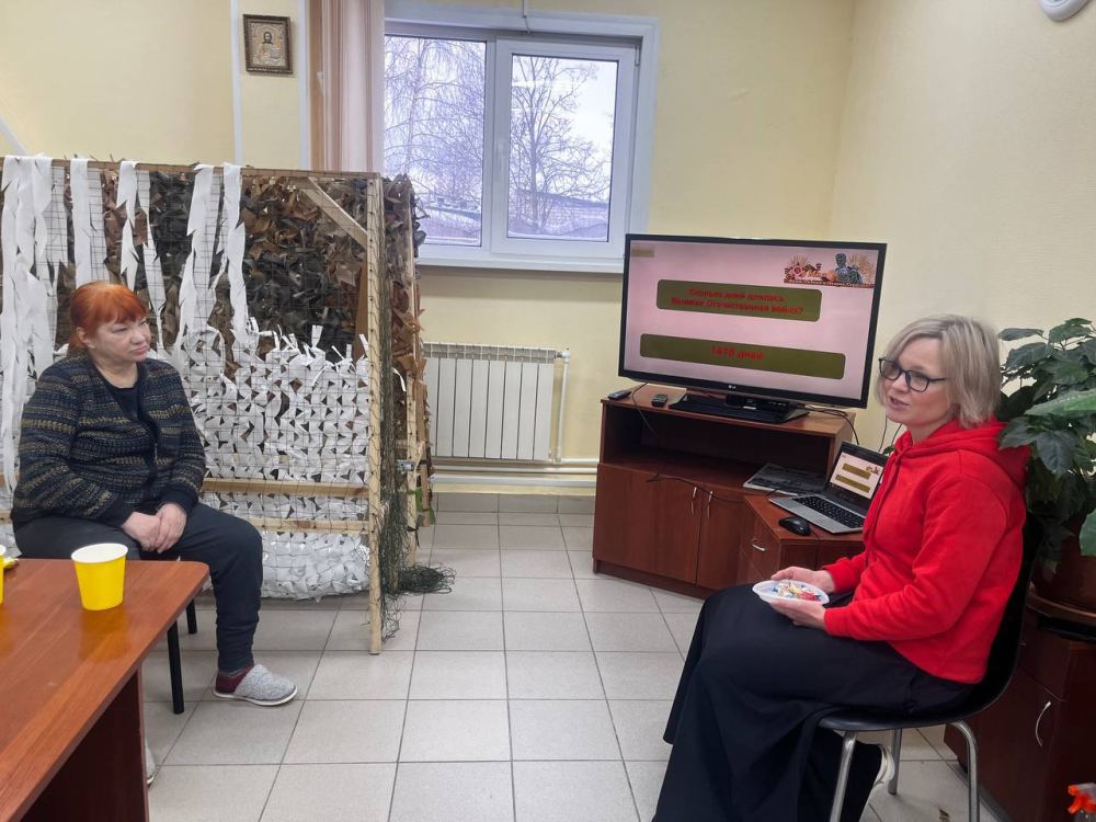 Фото из новости: Знаете ли вы, что помогать другим можно и с помощью интеллекта?