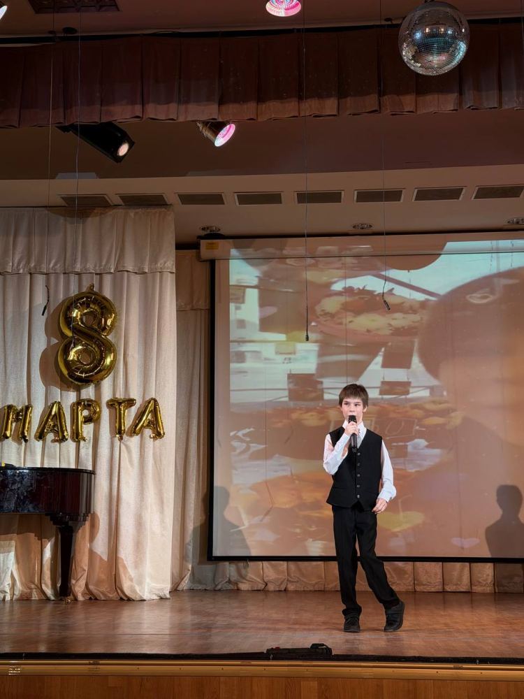 Фото из новости: Поздравляем с 8 марта — днем весны, красоты и вдохновения!
