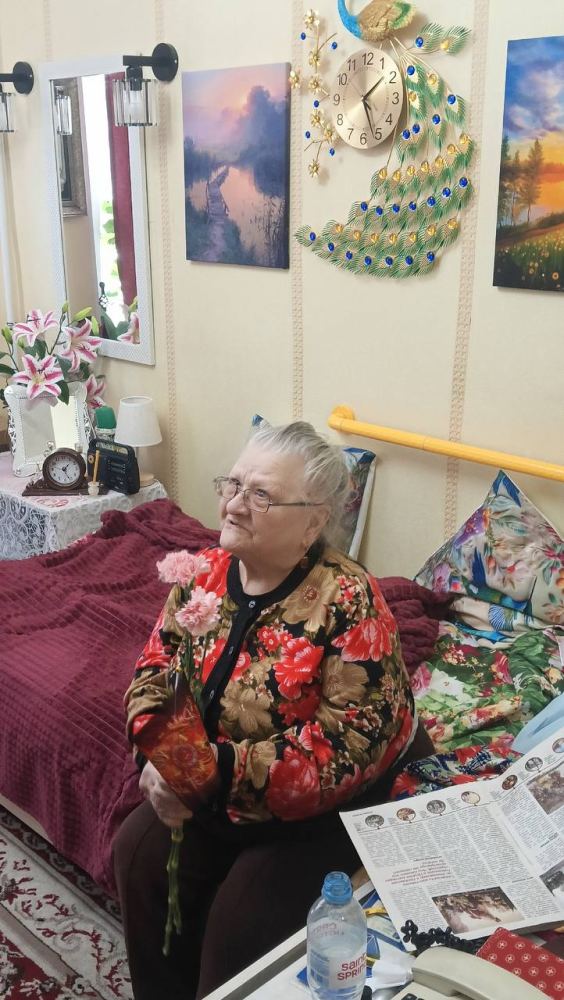 Фото из новости: С праздником, дорогие друзья
