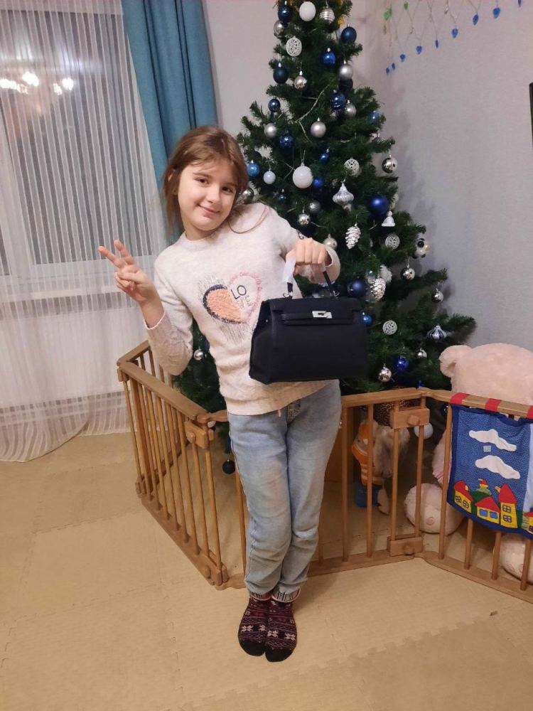 Фото из новости: В каждый дом немного счастья!